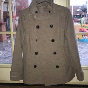Beige/brown peacoat